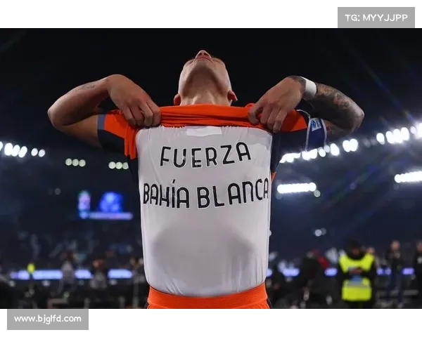 拉齐奥蓝鹰全攻全守新战术解析如何迎接足球场上的挑战